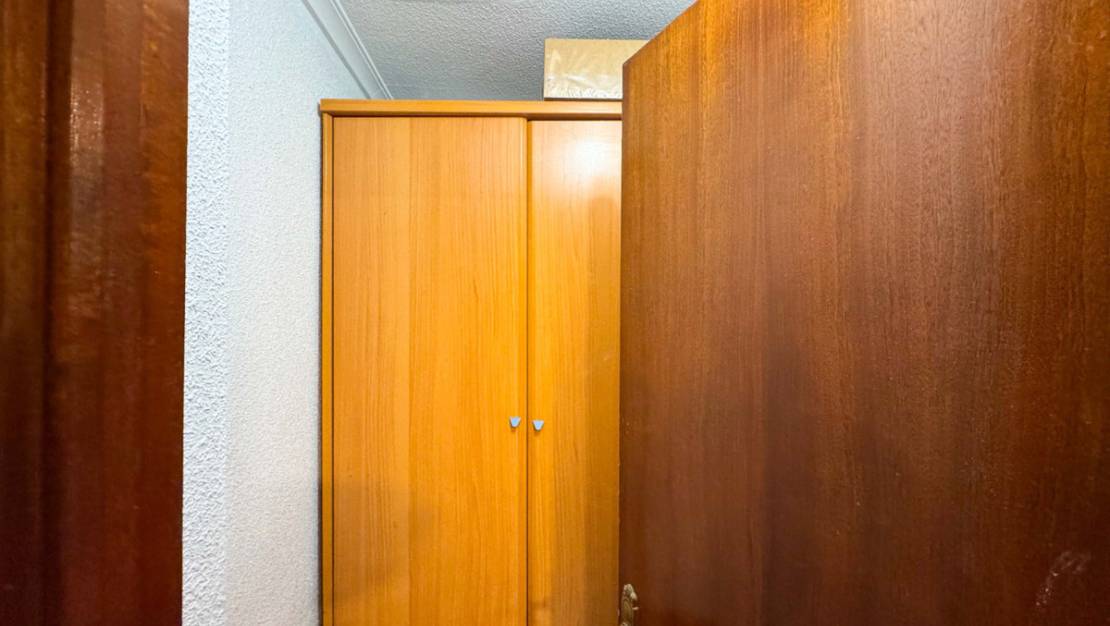 Sale - Apartment - Torrevieja - Torrevieja Centro