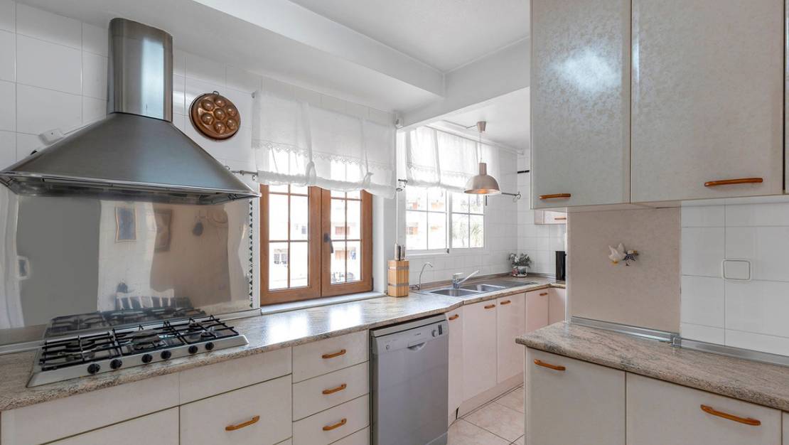 Sale - Apartment - Torrevieja - Torrevieja Centro