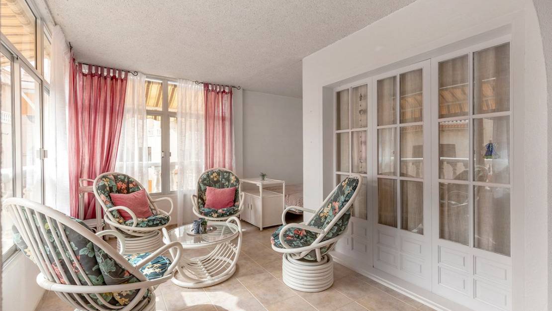 Sale - Apartment - Torrevieja - Torrevieja Centro