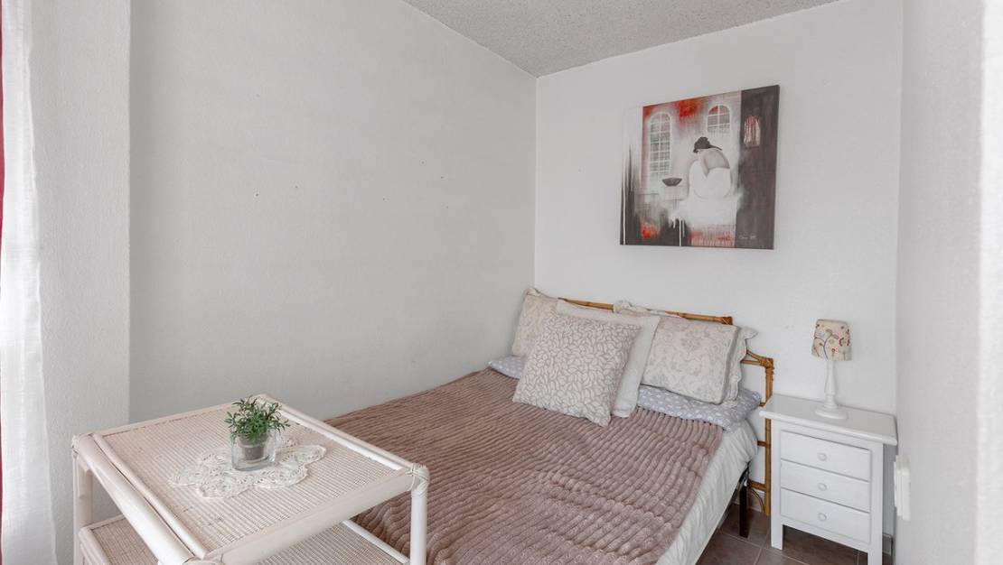 Sale - Apartment - Torrevieja - Torrevieja Centro