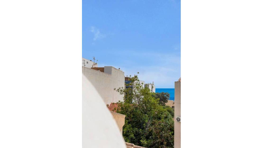 Sale - Apartment - Torrevieja - Torrevieja Centro