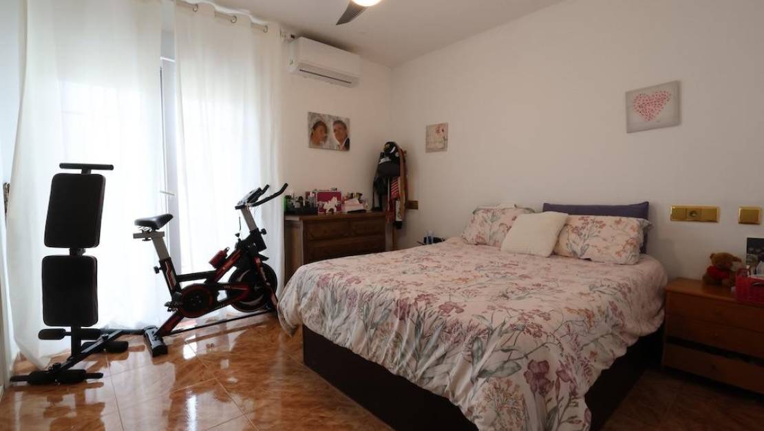 Sale - Apartment - Torrevieja - Torrevieja Centro