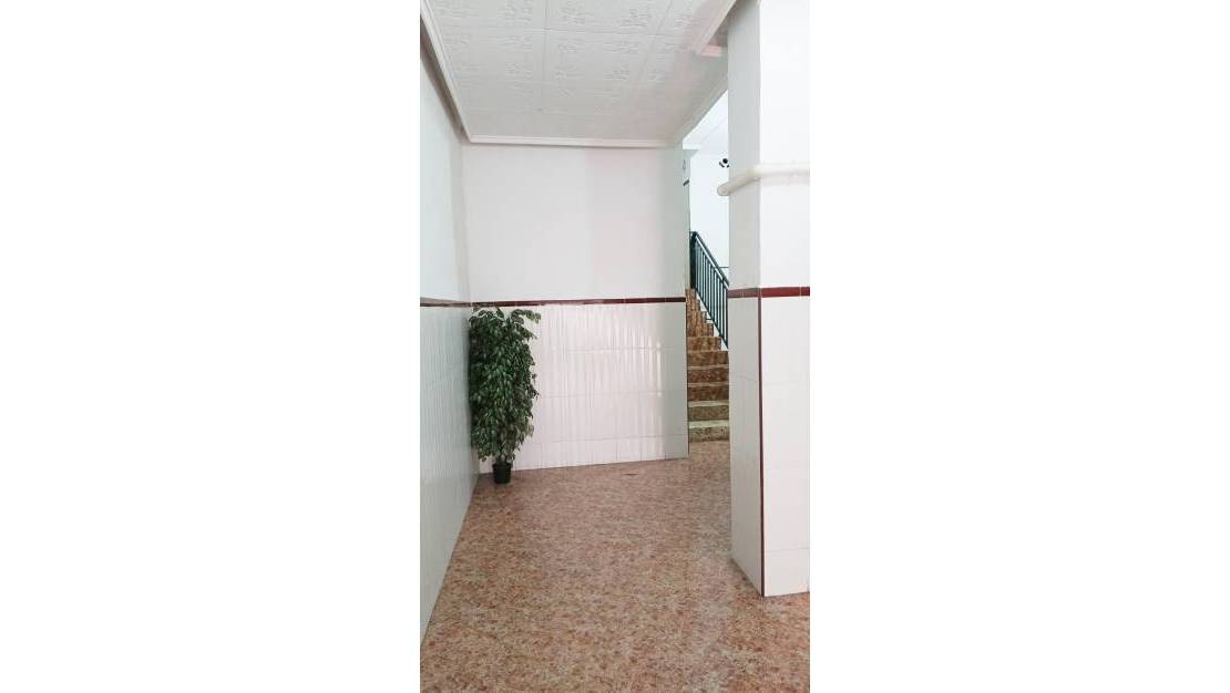 Sale - Apartment - Torrevieja - Torrevieja Centro