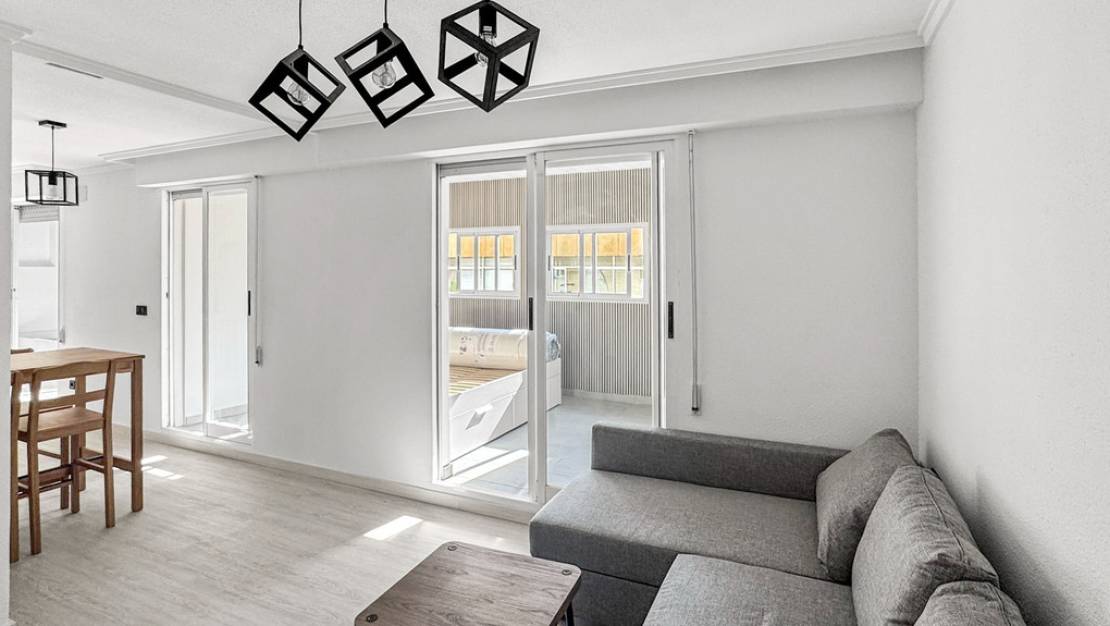 Sale - Apartment - Torrevieja - Torrevieja Centro