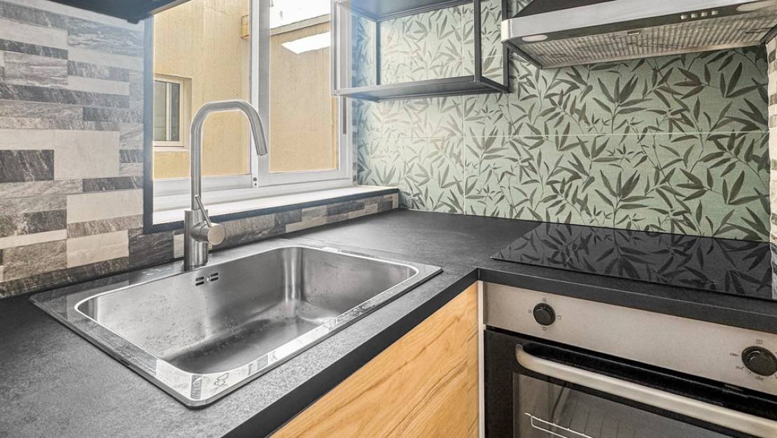 Sale - Apartment - Torrevieja - Torrevieja Centro