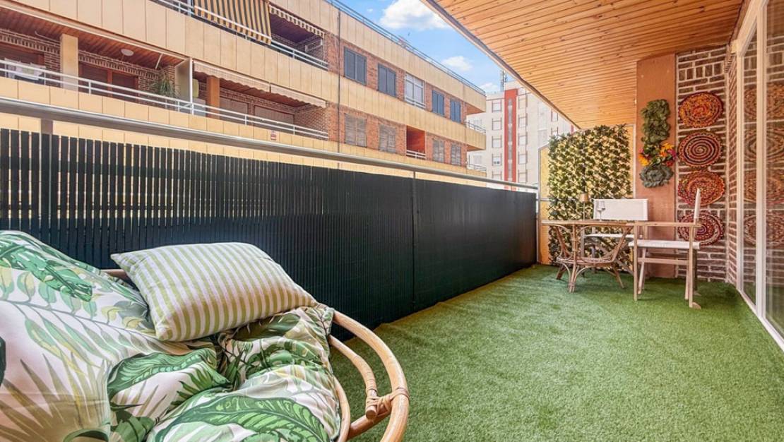 Sale - Apartment - Torrevieja - Torrevieja Centro