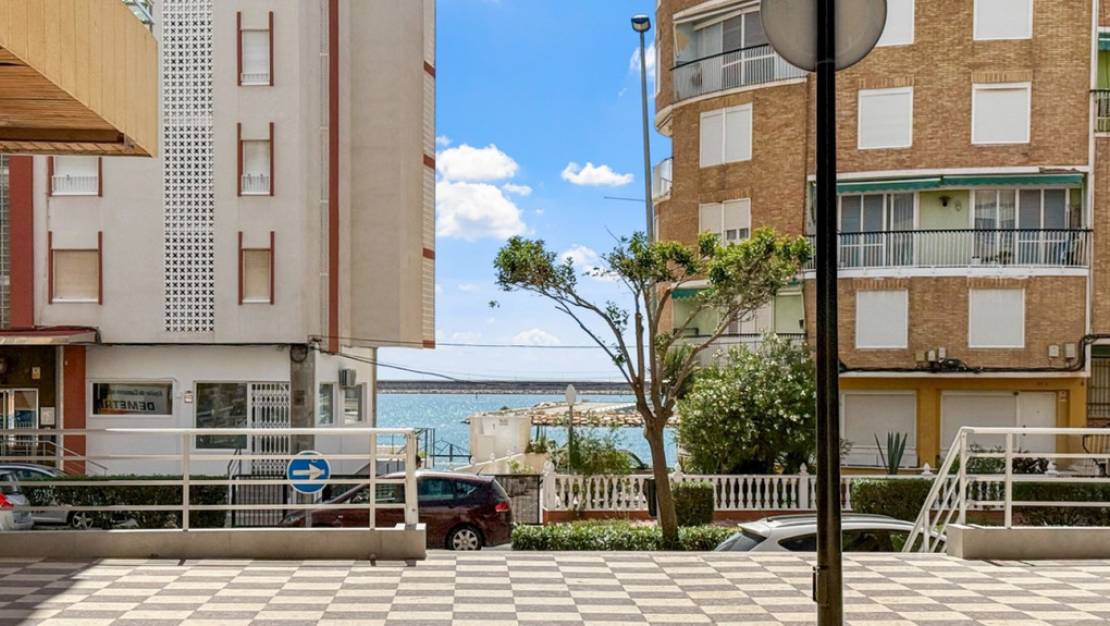 Sale - Apartment - Torrevieja - Torrevieja Centro