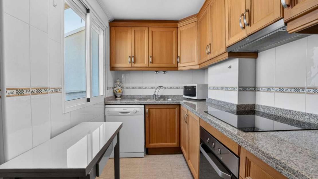 Sale - Apartment - Torrevieja - Torrevieja Centro