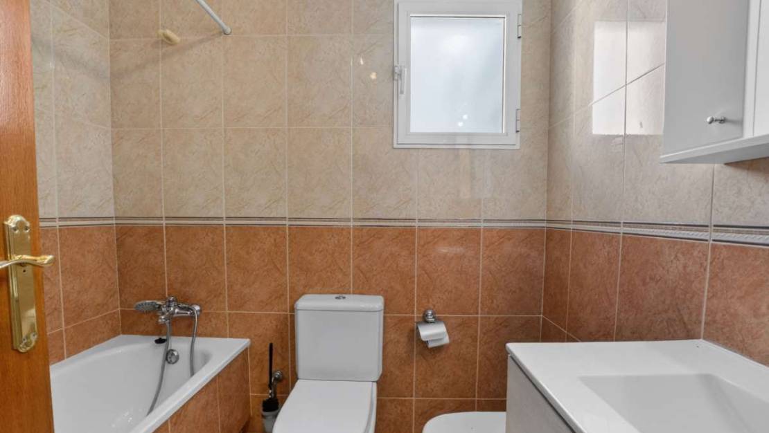 Sale - Apartment - Torrevieja - Torrevieja Centro