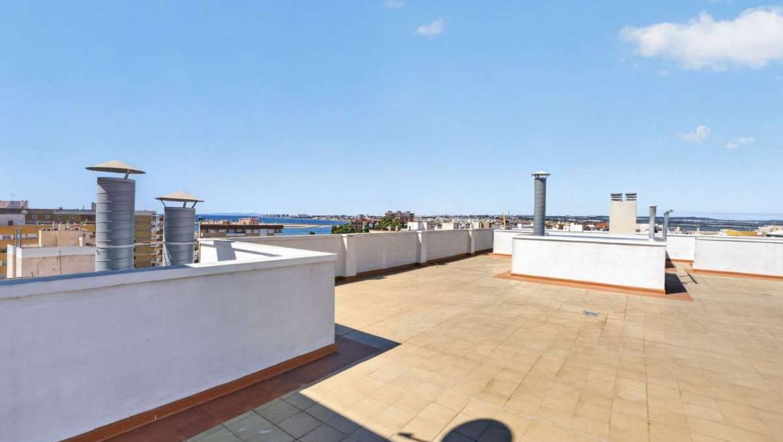 Sale - Apartment - Torrevieja - Torrevieja Centro