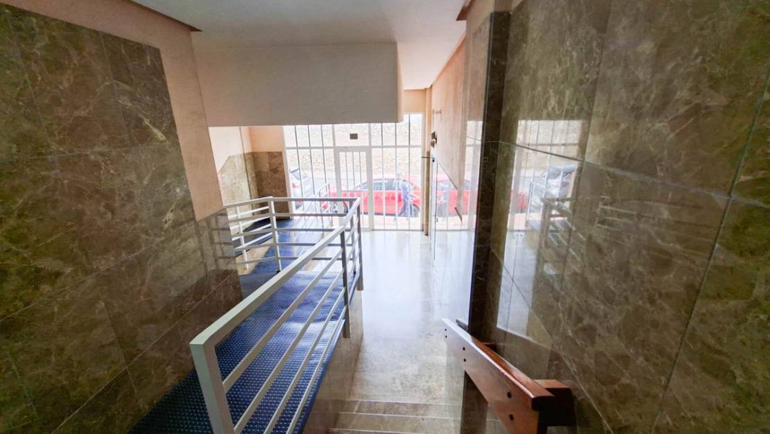 Sale - Apartment - Torrevieja - Torrevieja Centro