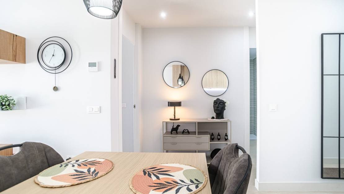 Sale - Apartment - Torrevieja - Torrevieja Centro