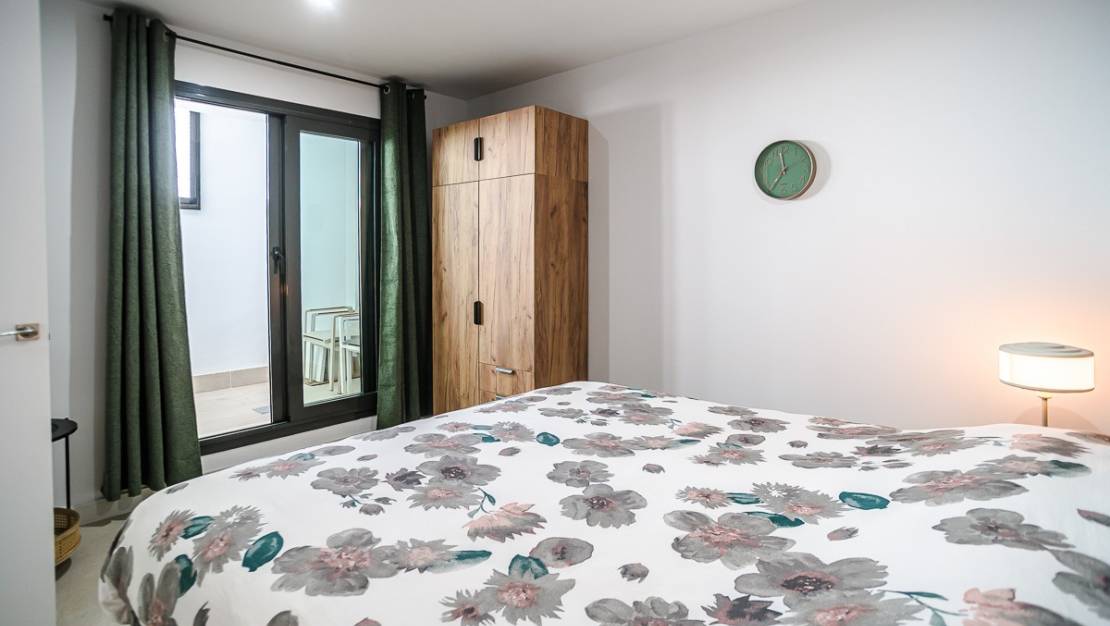 Sale - Apartment - Torrevieja - Torrevieja Centro