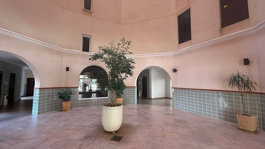 Sale - Apartment - Torrevieja - Torrevieja Centro