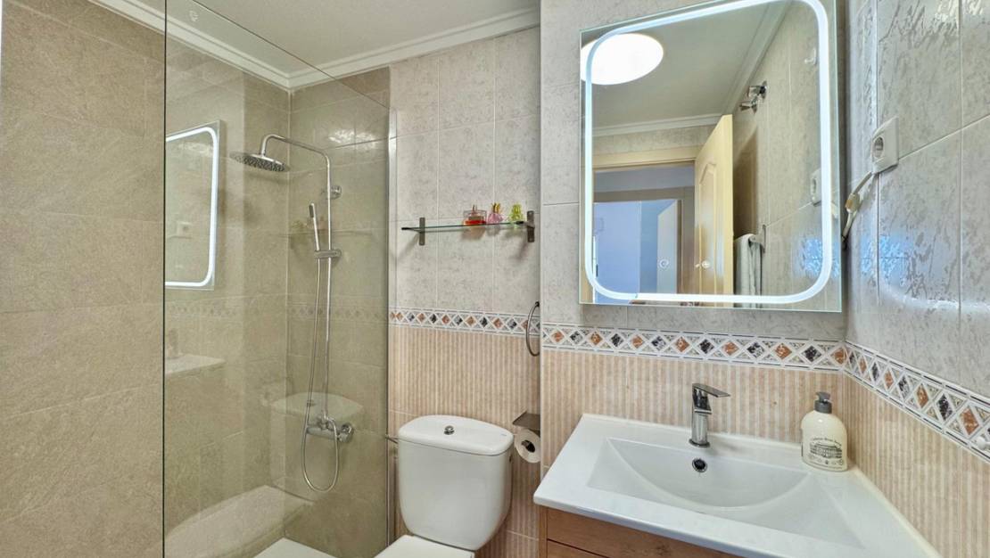 Sale - Apartment - Torrevieja - Torrevieja Centro