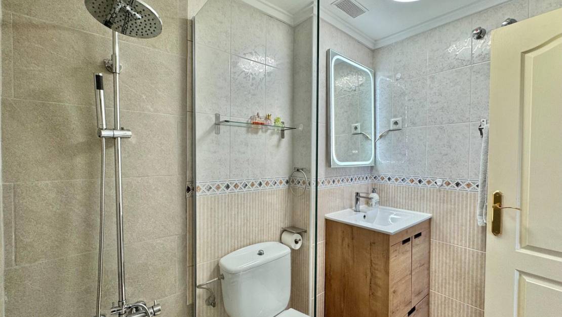 Sale - Apartment - Torrevieja - Torrevieja Centro