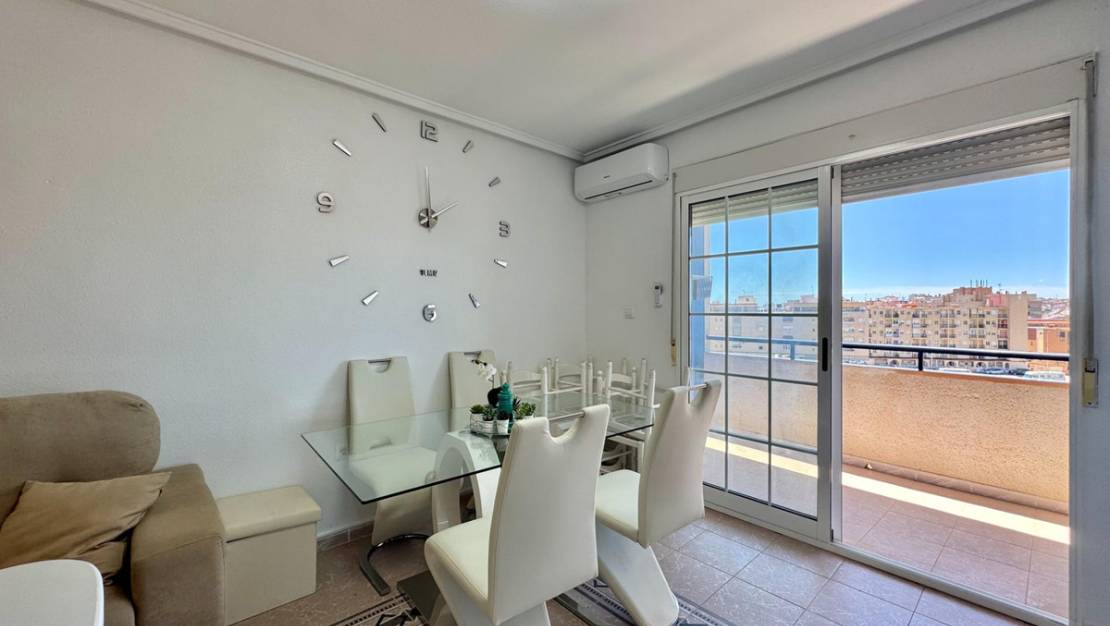 Sale - Apartment - Torrevieja - Torrevieja Centro