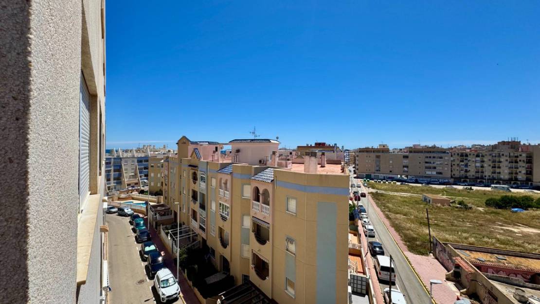 Sale - Apartment - Torrevieja - Torrevieja Centro