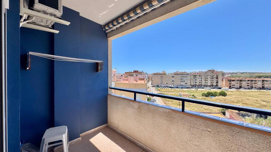 Sale - Apartment - Torrevieja - Torrevieja Centro