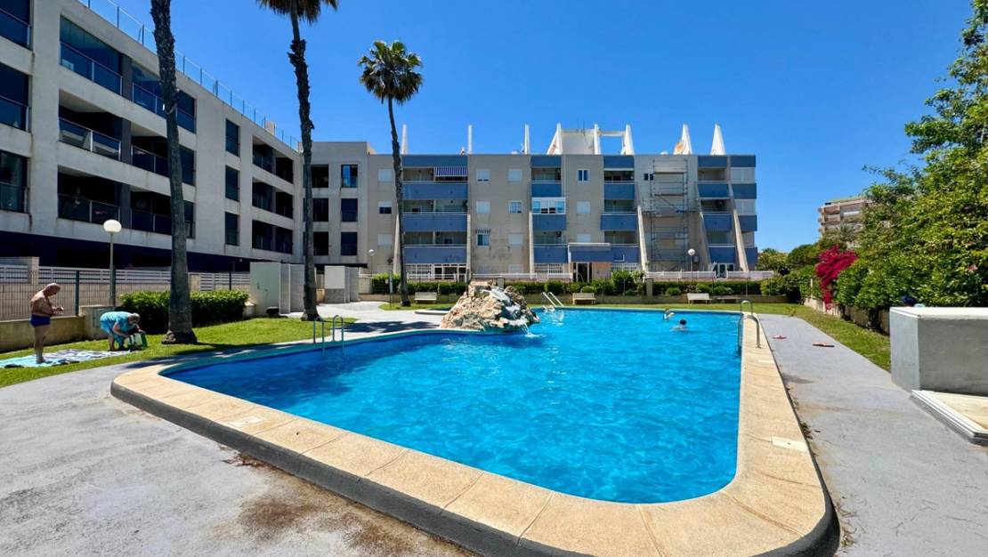 Sale - Apartment - Torrevieja - Torrevieja Centro