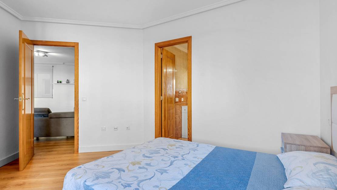 Sale - Apartment - Torrevieja - Torrevieja Centro
