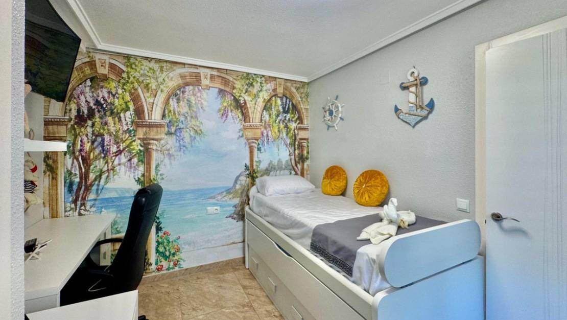 Sale - Apartment - Torrevieja - Torrevieja Centro