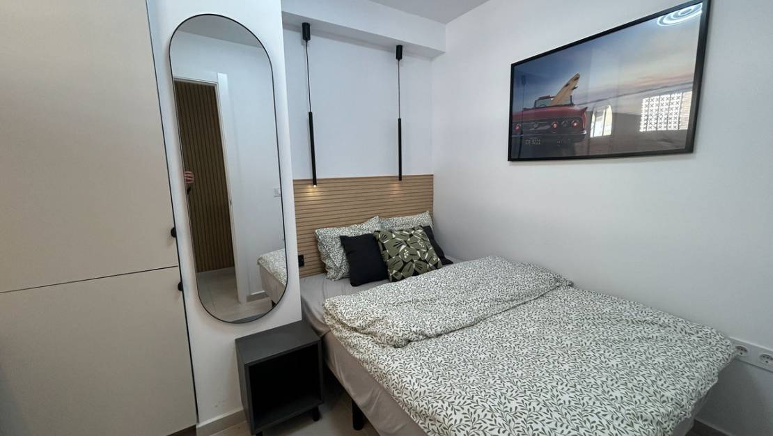 Sale - Apartment - Torrevieja - Torrevieja Centro