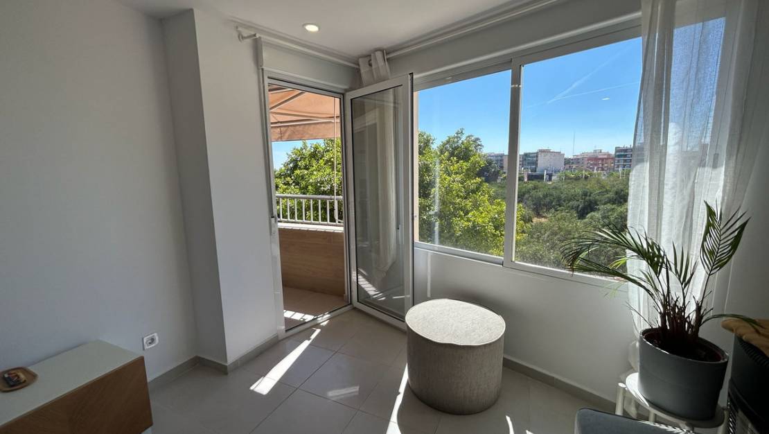 Sale - Apartment - Torrevieja - Torrevieja Centro