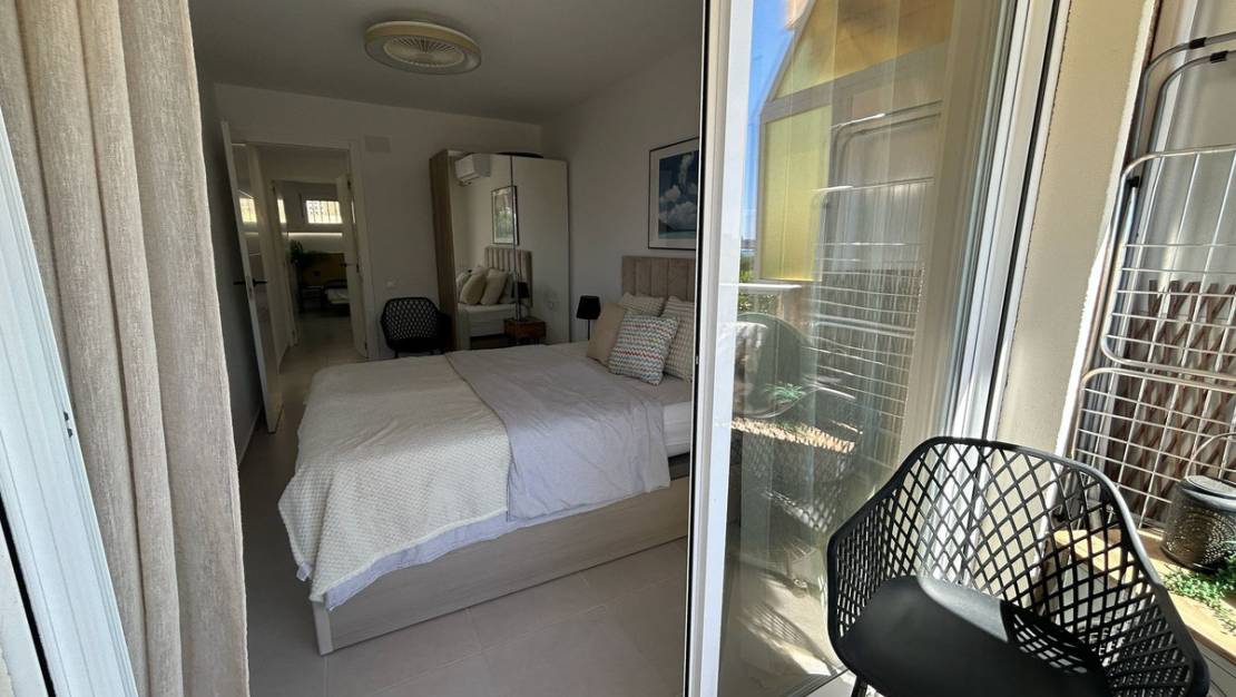 Sale - Apartment - Torrevieja - Torrevieja Centro
