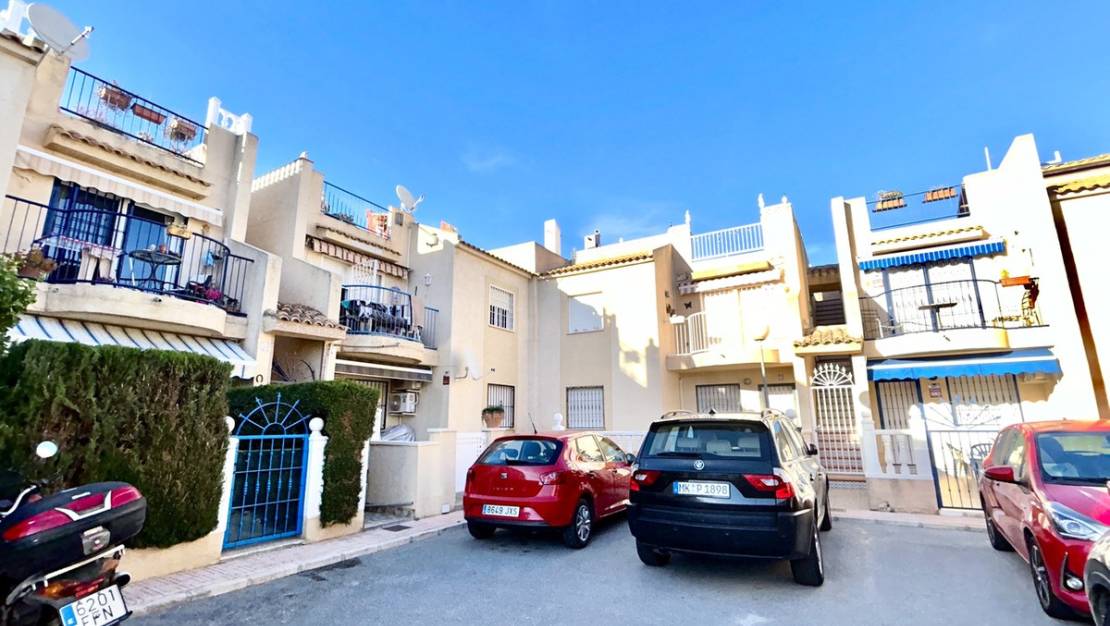 Sale - Apartment - Torrevieja - Torrevieja Centro