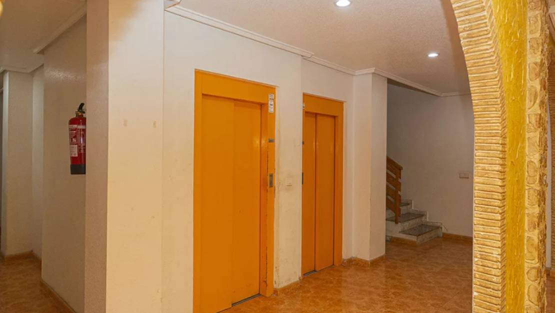 Sale - Apartment - Torrevieja - Torrevieja Centro