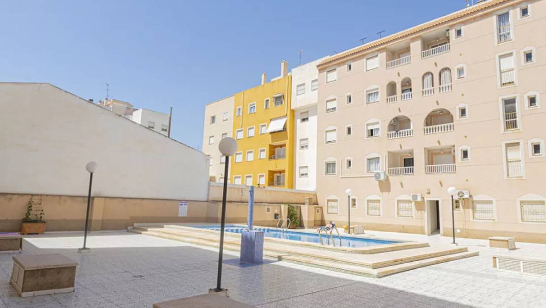 Sale - Apartment - Torrevieja - Torrevieja Centro