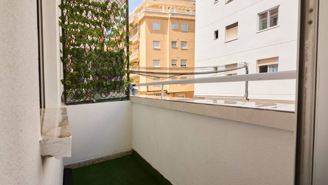 Sale - Apartment - Torrevieja - Torrevieja Centro