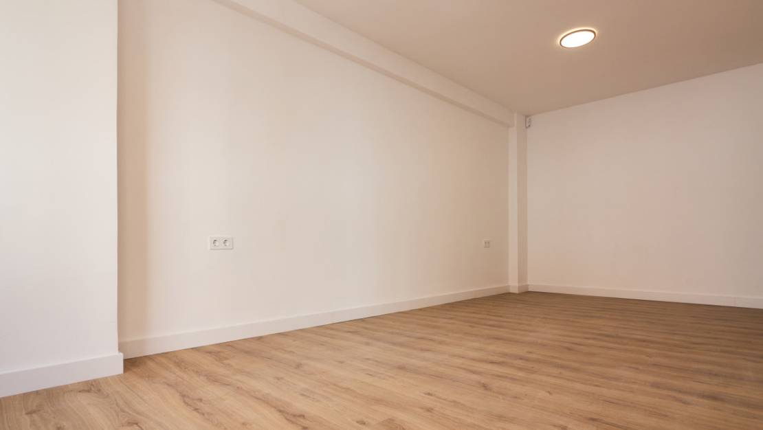 Sale - Apartment - Torrevieja - Torrevieja Centro