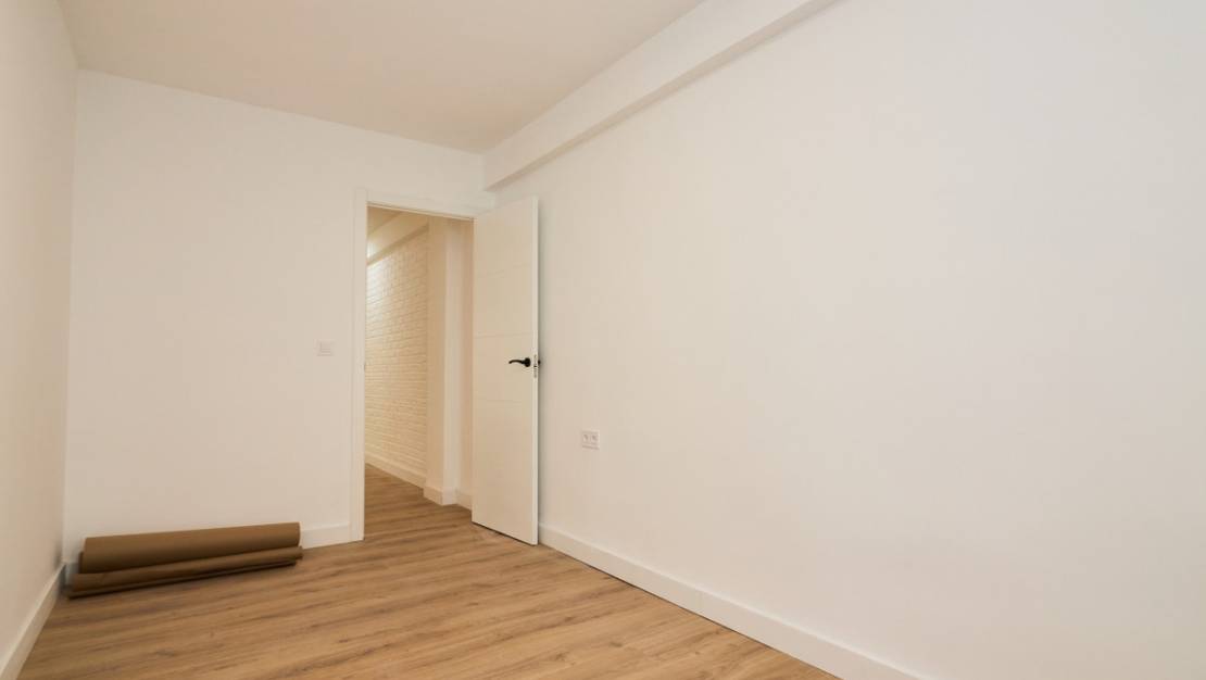 Sale - Apartment - Torrevieja - Torrevieja Centro