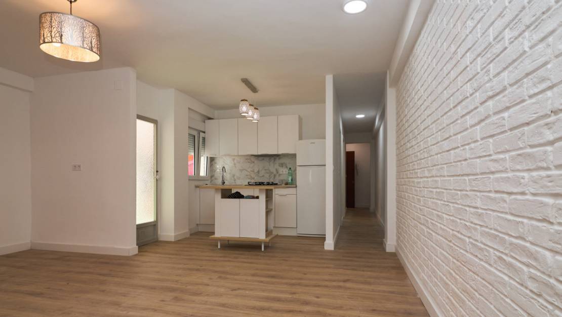 Sale - Apartment - Torrevieja - Torrevieja Centro