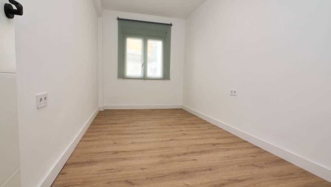 Sale - Apartment - Torrevieja - Torrevieja Centro
