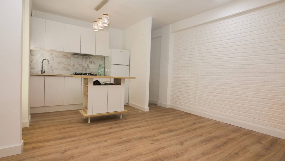 Sale - Apartment - Torrevieja - Torrevieja Centro