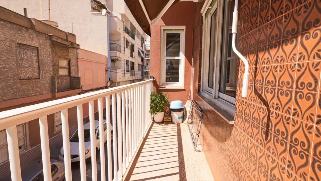 Sale - Apartment - Torrevieja - Torrevieja Centro