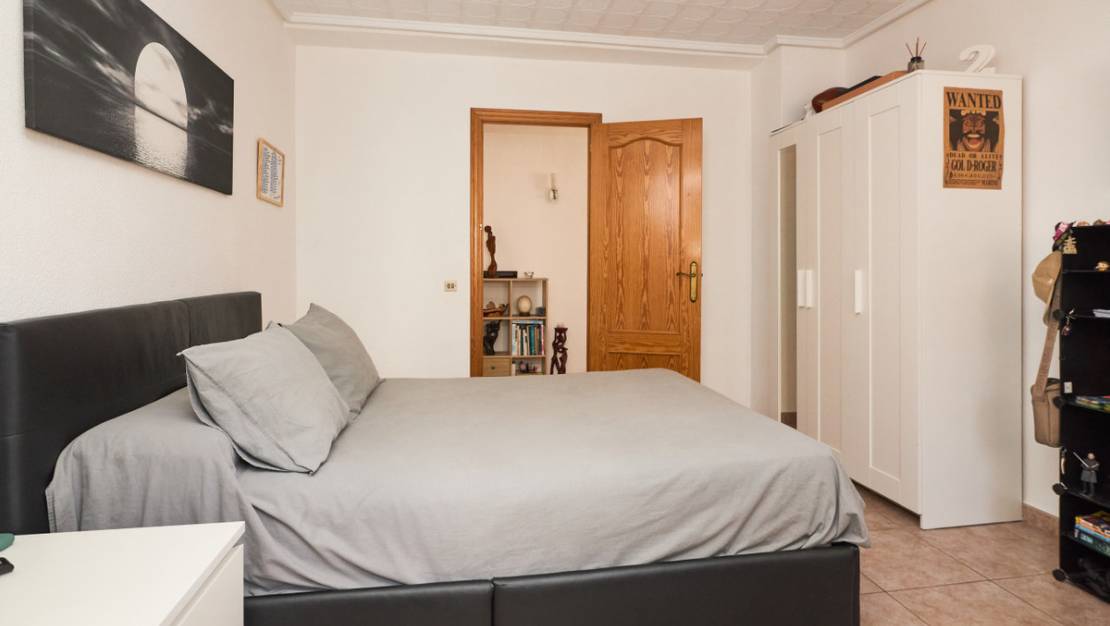 Sale - Apartment - Torrevieja - Torrevieja Centro