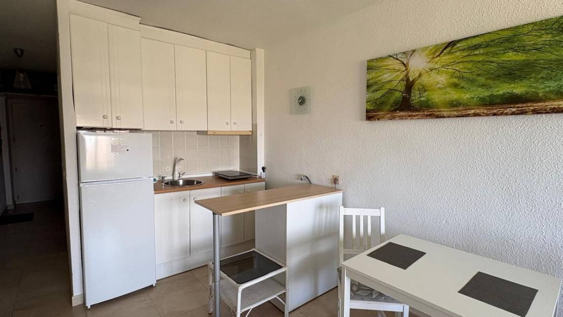 Sale - Apartment - Torrevieja - Torrevieja Centro