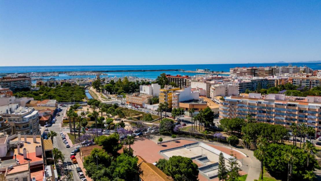 Sale - Apartment - Torrevieja - Torrevieja Centro