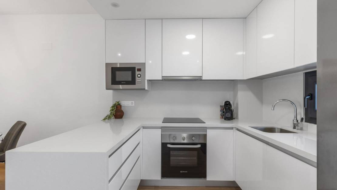 Sale - Apartment - Torrevieja - Torrevieja Centro
