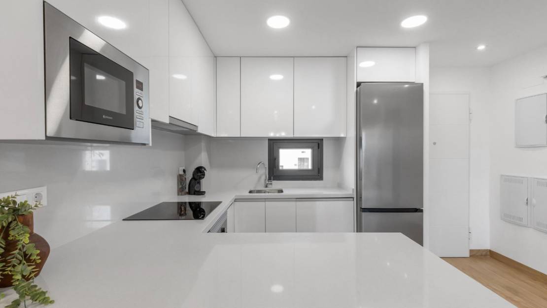 Sale - Apartment - Torrevieja - Torrevieja Centro