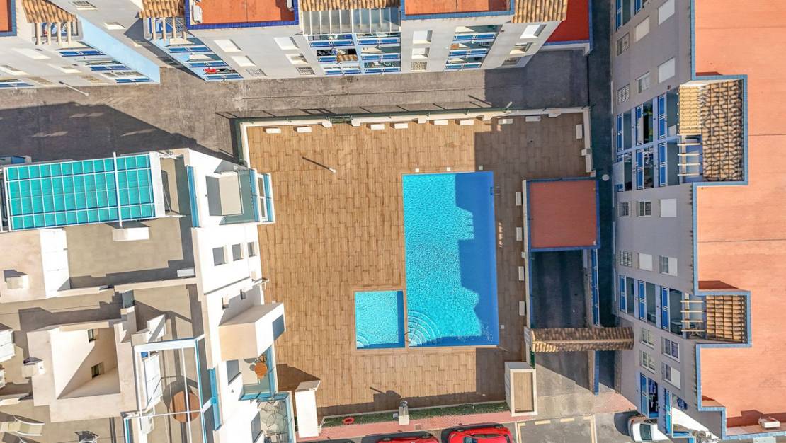 Sale - Apartment - Torrevieja - Torrevieja Centro