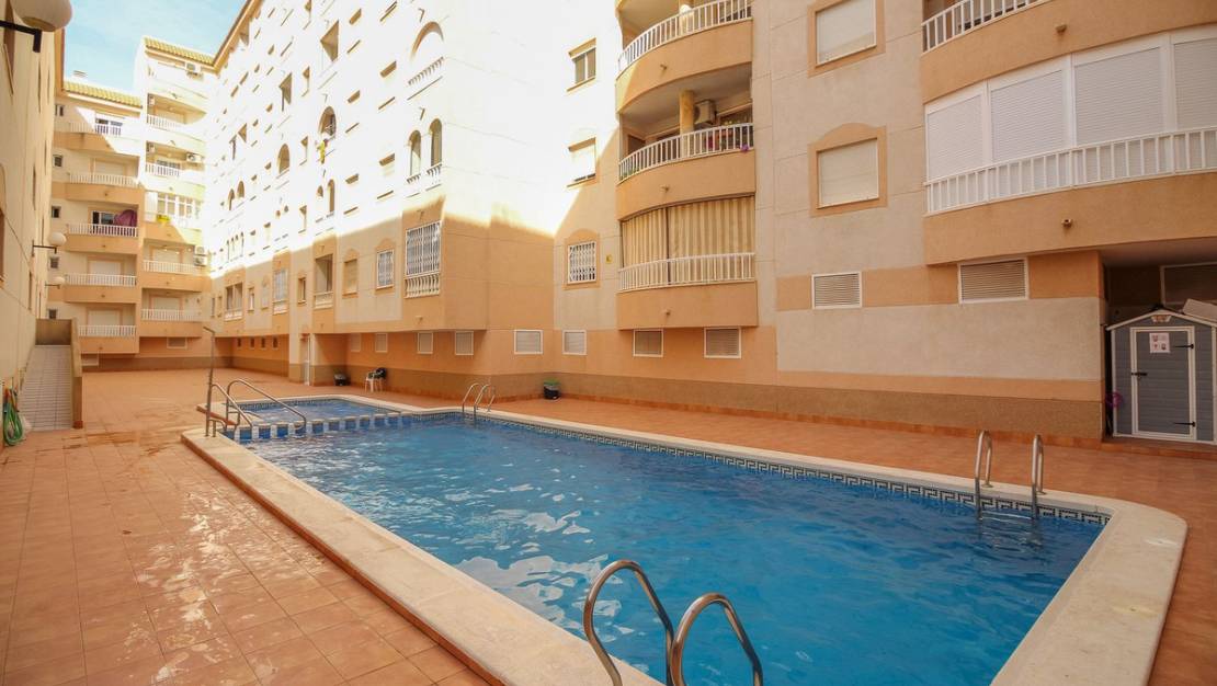 Sale - Apartment - Torrevieja - Torrevieja Centro