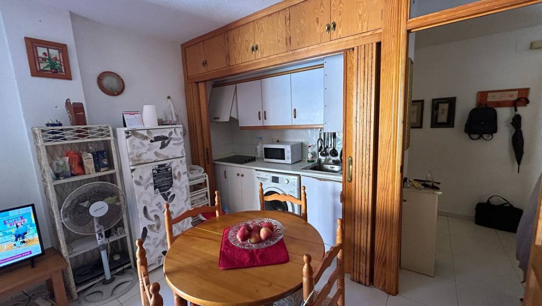 Sale - Apartment - Torrevieja - Torrevieja Centro