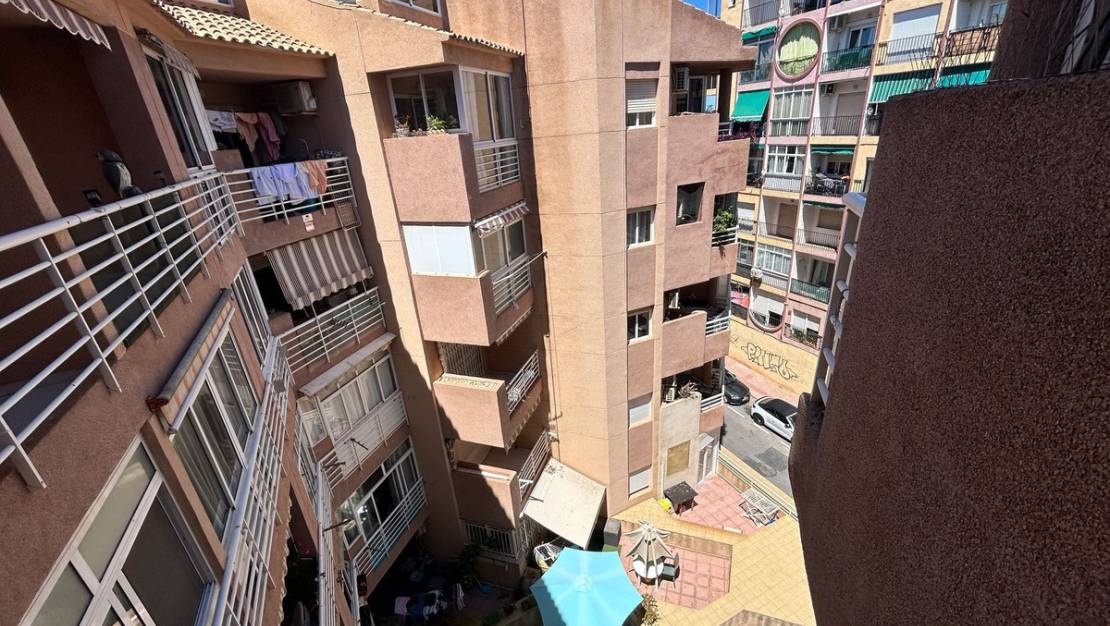 Sale - Apartment - Torrevieja - Torrevieja Centro