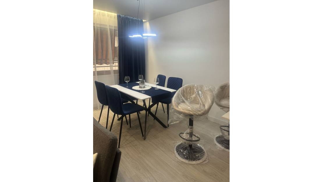 Sale - Apartment - Torrevieja - Torrevieja Centro