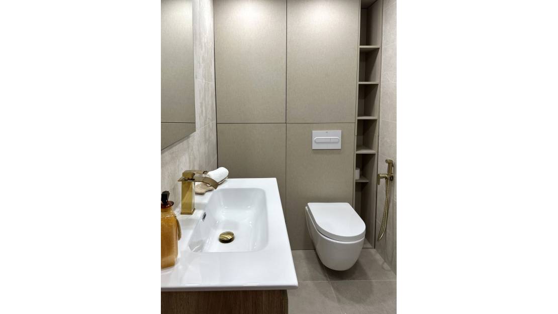 Sale - Apartment - Torrevieja - Torrevieja Centro